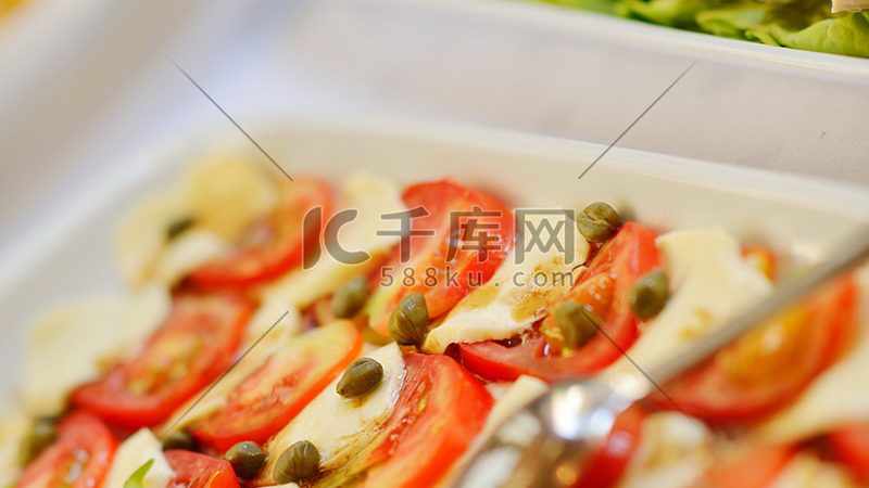 低筋面粉与高筋面粉：价格差异背后的秘密