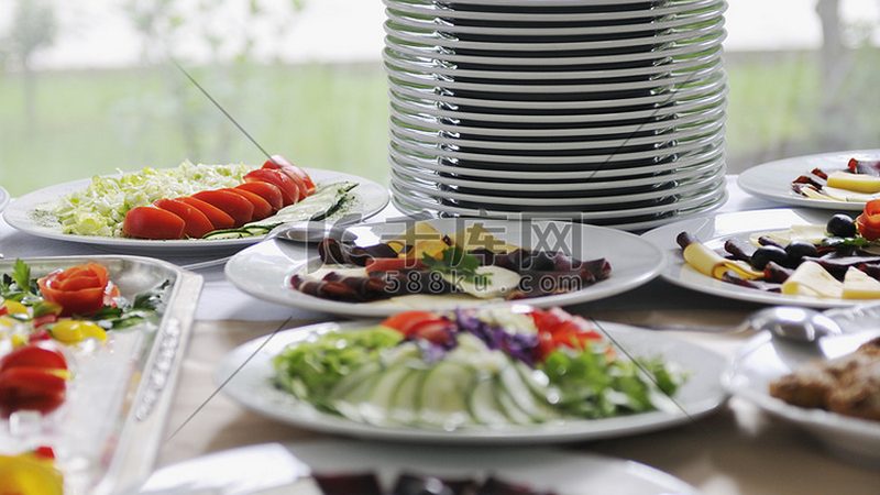 食品代加工与OEM：如何选择最适合的合作模式**